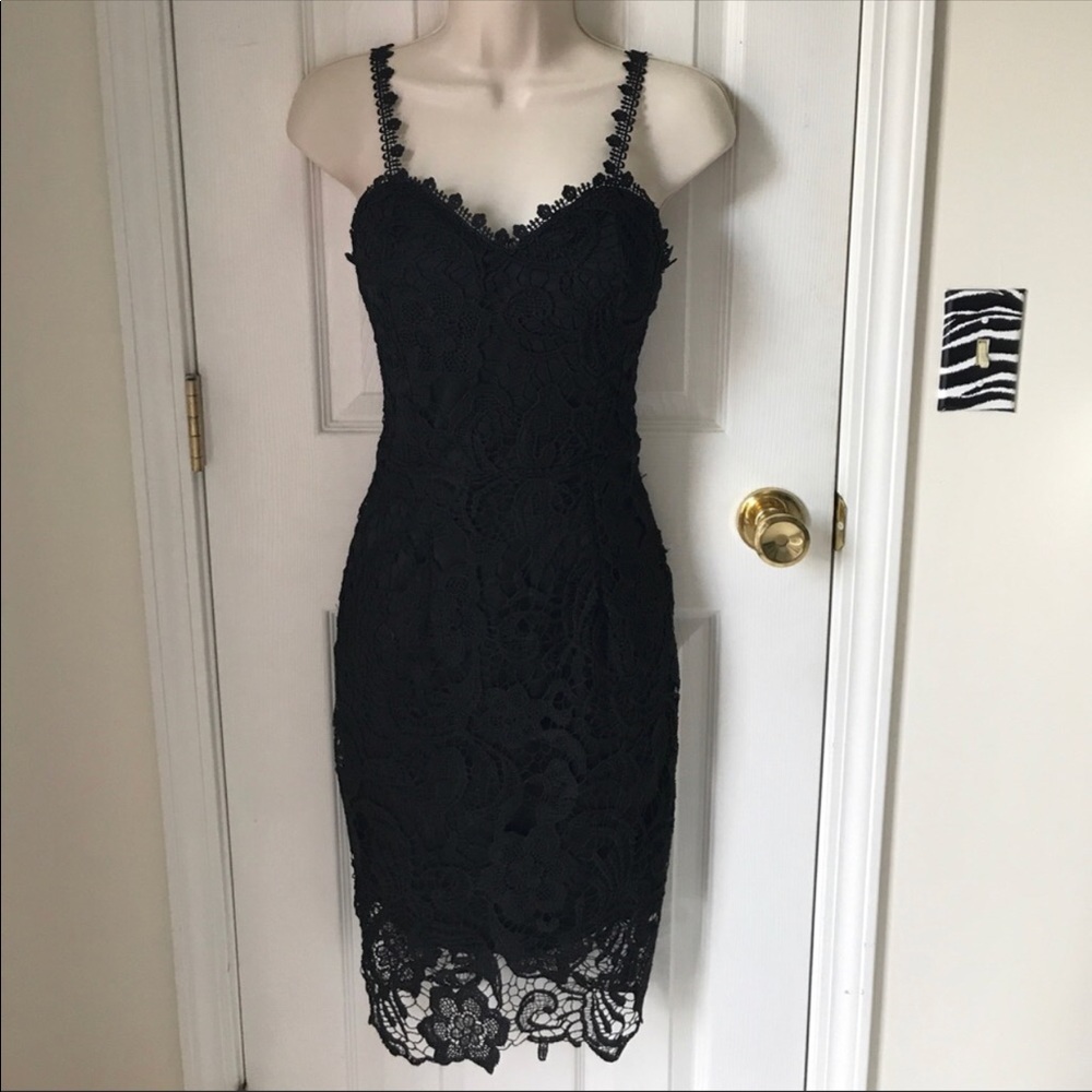 Beautiful black lace spaghetti strap midi dress
